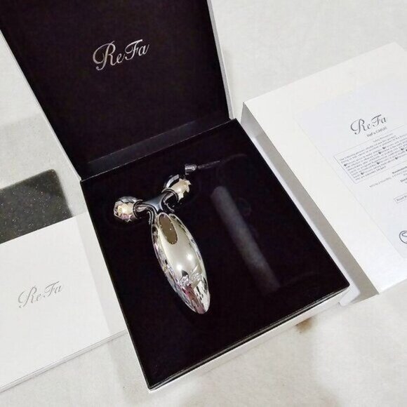 ReFa CARAT ✦ Platinum Roller ✦ Waterproof Face & Body Tool w/ Solar Microcurrent - Picture 8 of 16